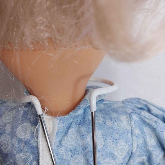 Famosa vintage doll - Picture 9 of 10